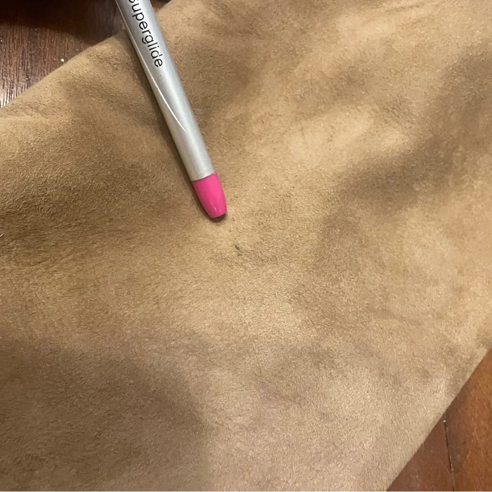 Elegant Tan Suede Coat with Faux Fur Collar - Picture 16 of 16